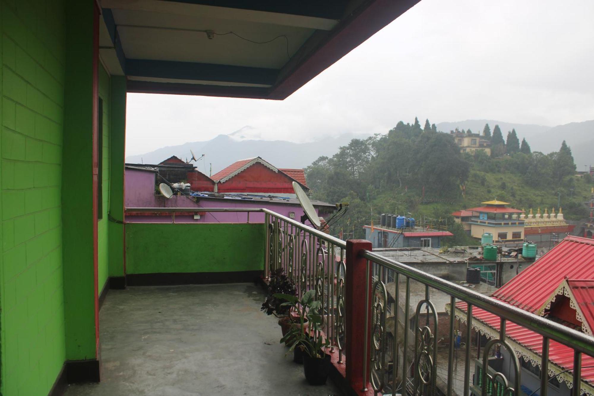Hotel Labonya Lava Extérieur photo
