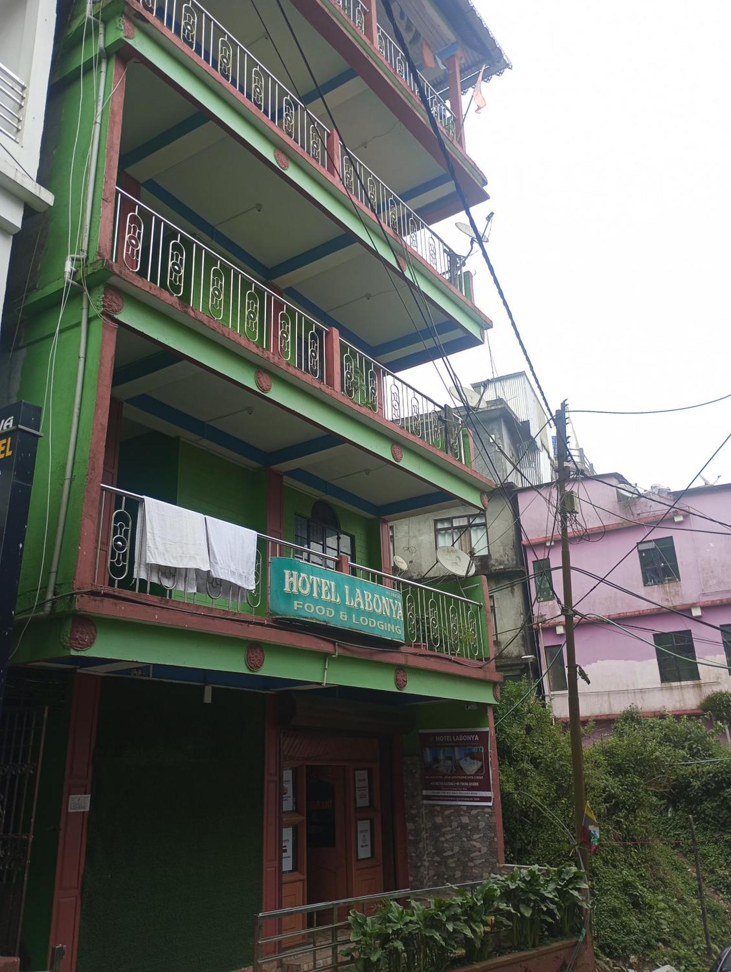 Hotel Labonya Lava Extérieur photo